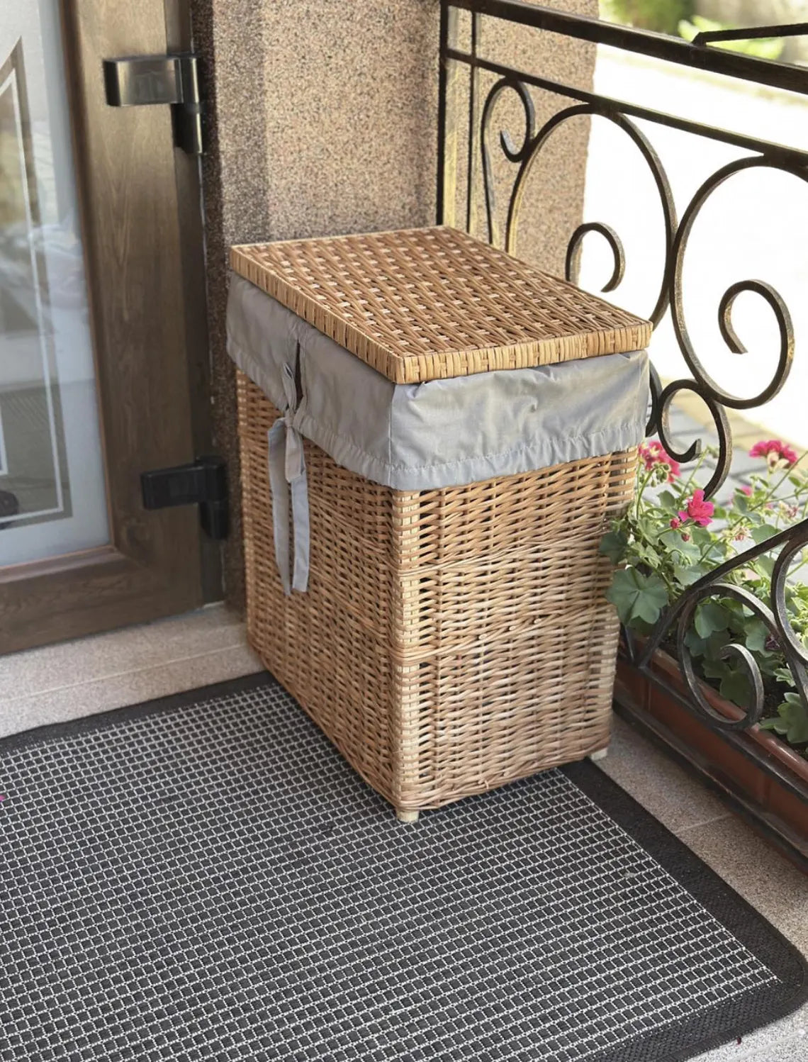 Panier à linge en osier avec doublure | Oneo