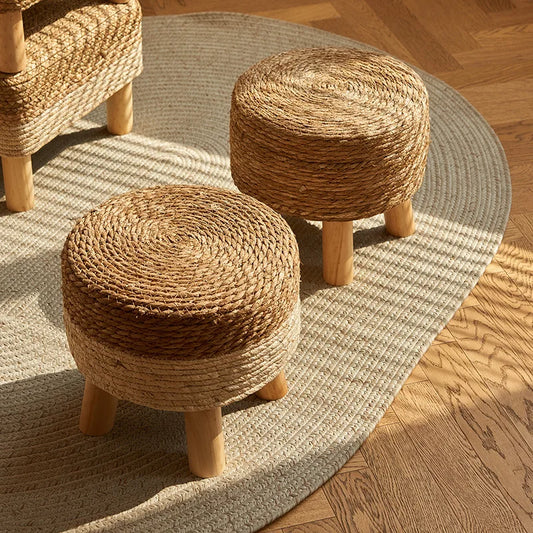 Pouf en Osier sur Pieds en Bois | OLIO – Plusieurs Coloris au Choix