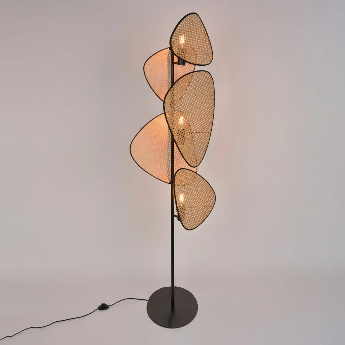 Lampadaire Feuillage en Osier Naturel | ELORIA