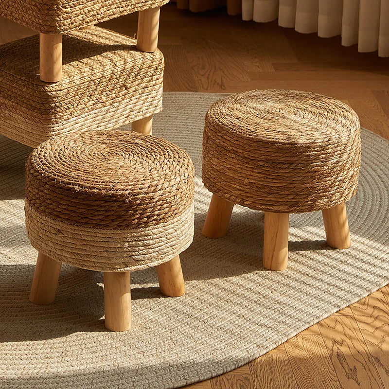 Pouf en Osier sur Pieds en Bois | OLIO – Plusieurs Coloris au Choix