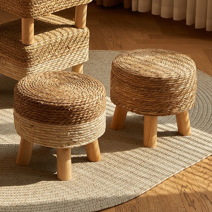 Pouf en Osier sur Pieds en Bois | OLIO – Plusieurs Coloris au Choix