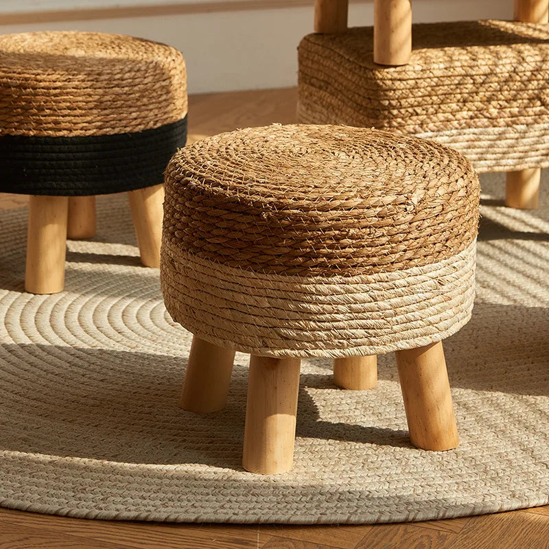 Pouf en Osier sur Pieds en Bois | OLIO – Plusieurs Coloris au Choix